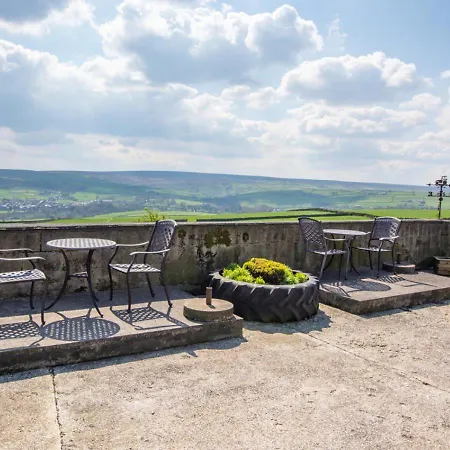 Weavers Loft * Cowling