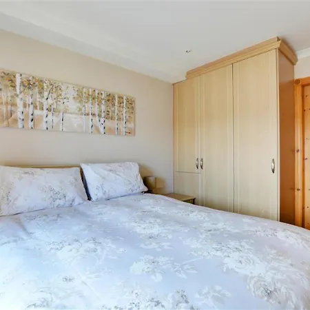 Weavers Loft * Cowling